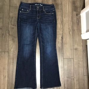 AE | Artist | 8 | stretch - see description